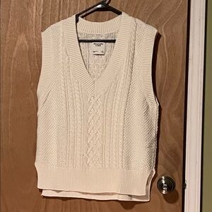 Abercrombie & Fitch Women's V-Neck Sweater Vest in Cream